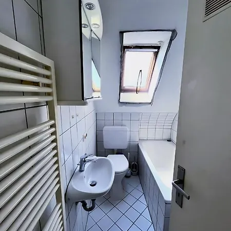 / Monteurzimmer Lejlighed Kitzingen